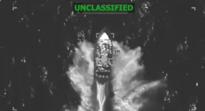 barca-distrusa-caraibe_UW7wT