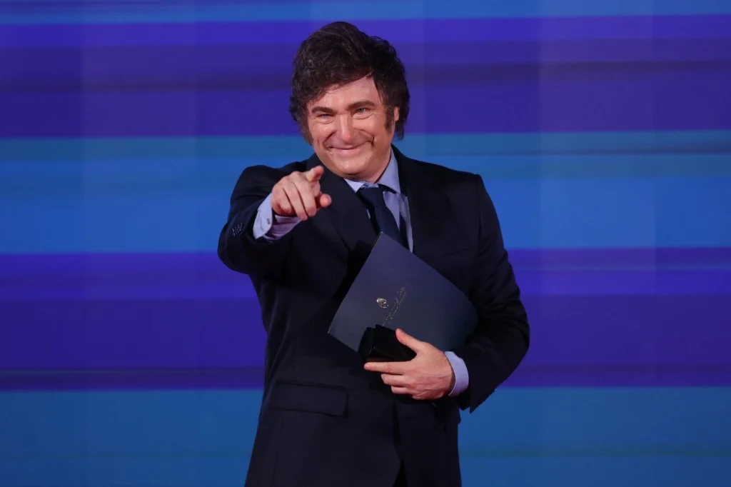 media-173449704892331600