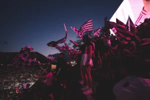 media-174426287572484800