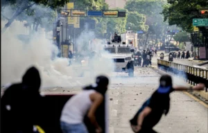 media-173632581302463400