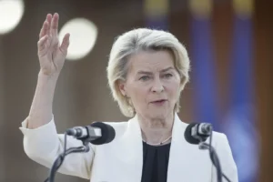 ursula-von-der-leyen_Fcc9P