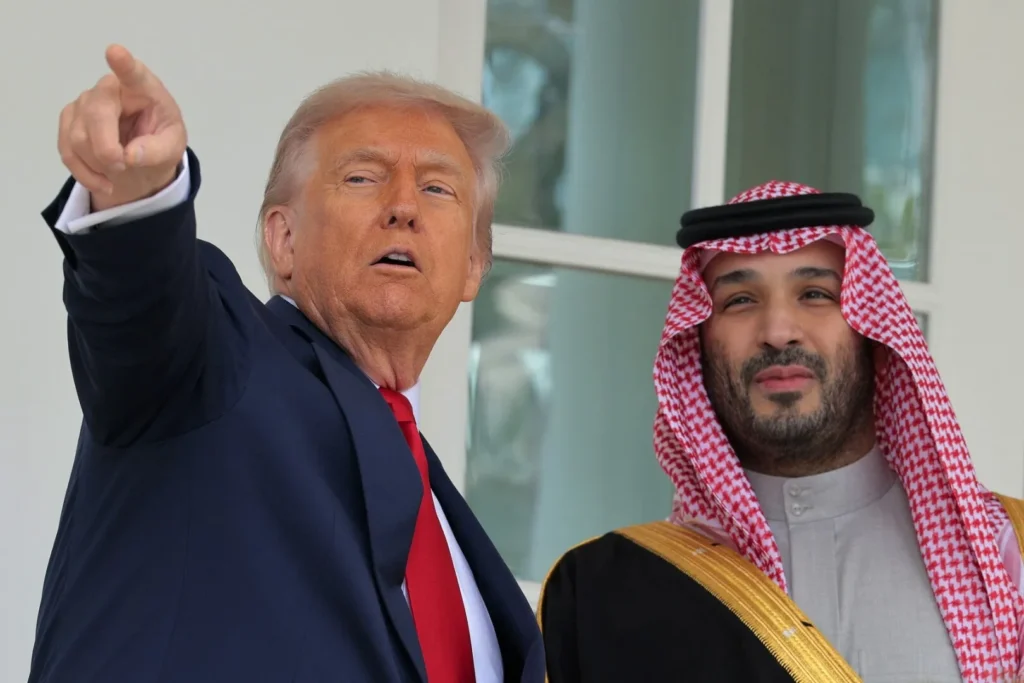 trump-arabia-saudita_sEg6j