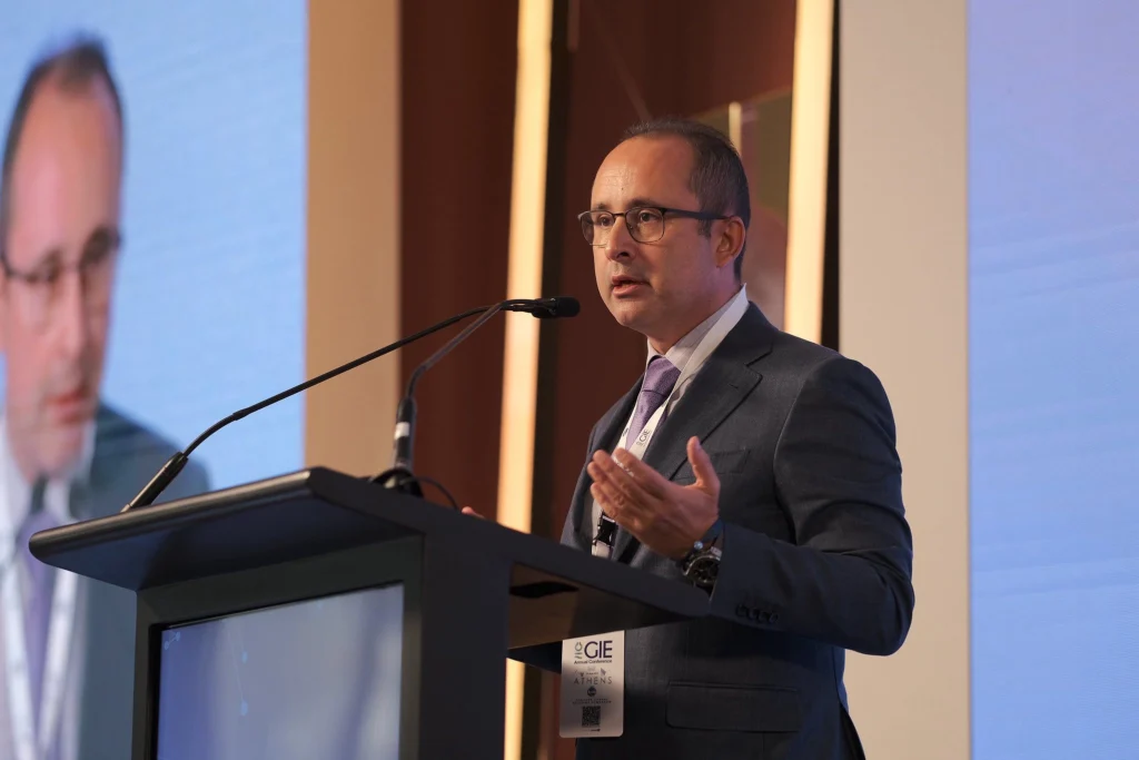 media-174920878428340700