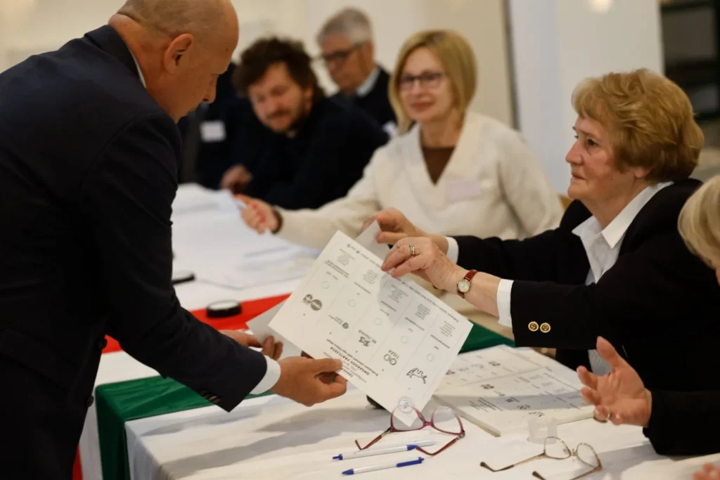 alegeri-ungaria_ZyP1e